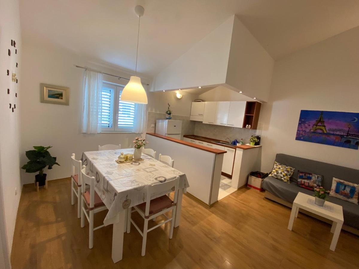 Apartmani Mare Baška Voda Eksteriør billede