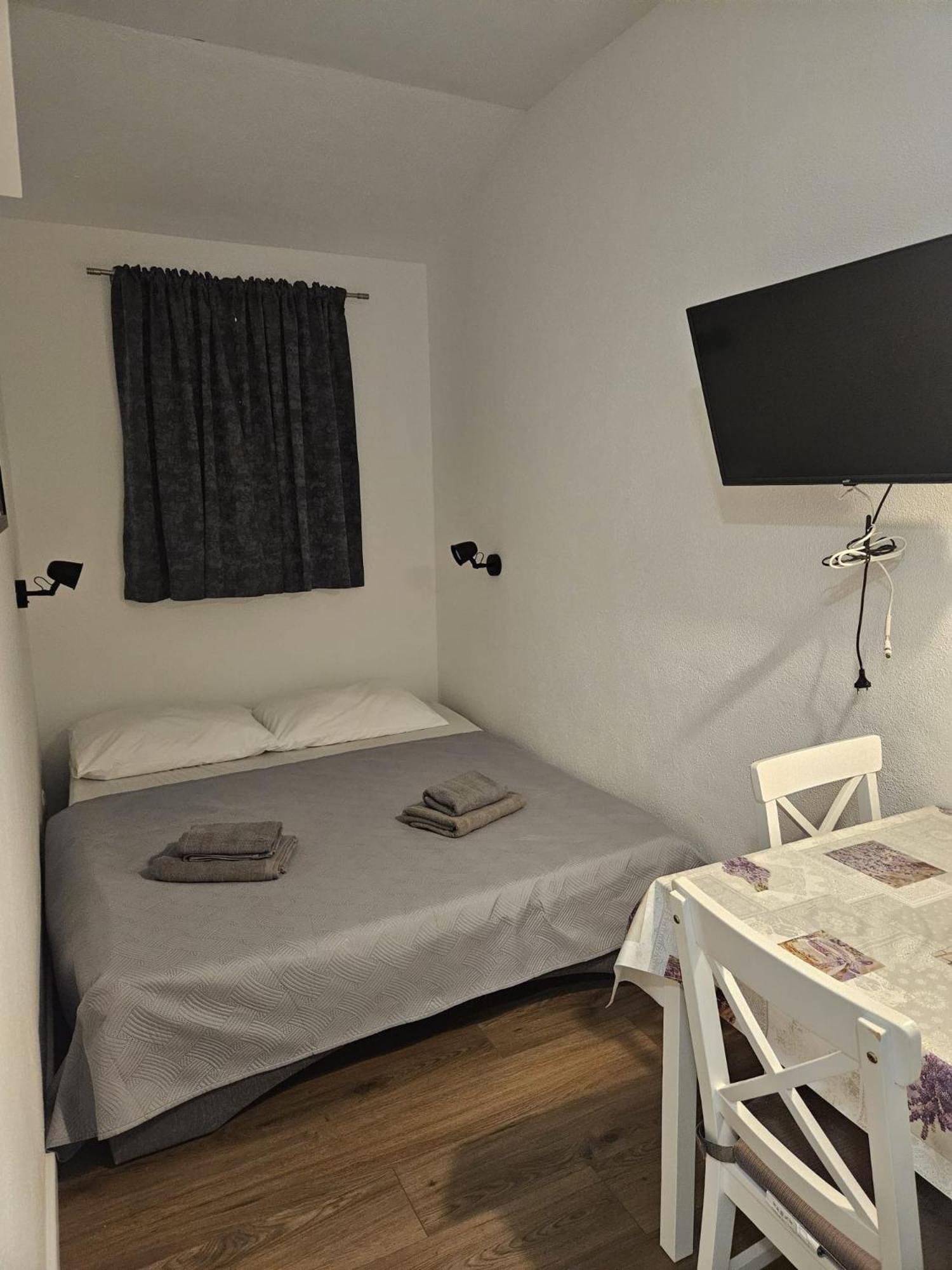 Apartmani Mare Baška Voda Eksteriør billede